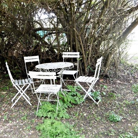 Le Chai Maison De Charme Pour Tribu Joyeuse Le Château-dʼOléron Eksteriør bilde